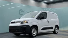 Weiß Gebraucht 2023 Citroën Berlingo PureTech Van / Kleinbus | 20.968 € (Fairer Preis)