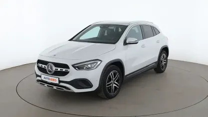Gebraucht Mercedes GLA200 Progressive 163 PS (119 kW) 2020 Weiß SUV