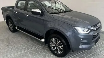 Grau Gebraucht 2024 Isuzu D-Max Abholung | 45.990 € (Fairer Preis)