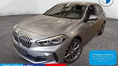 Skyscraper grau Gebraucht 2023 BMW 118 M Sport Kleinwagen | 27.450 € (Fairer Preis)