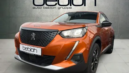 Gebraucht Peugeot 2008 Allure 131 PS (96 kW) 2023 Orange SUV