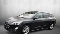 Obsidianschwarz metallic Gebraucht 2020 Ford Focus Cool & Connect Limousine | 16.990 € (Fairer Preis)