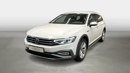 Usata VW Passat Alltrack 200 CV (147 kW) 2023 Bianco Station wagon