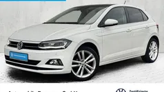 Pure white Gebraucht 2020 VW Polo Highline Kleinwagen | 16.450 € (Fairer Preis)