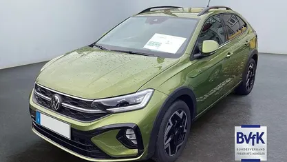Neu VW Taigo R-line 150 PS (110 kW) 2025 Visual grün metallic/grün SUV