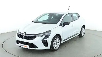 Weiß Gebraucht 2025 Renault Clio V Evolution Limousine | 17.340 € (Fairer Preis)