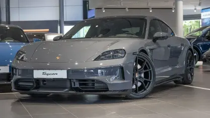 Gebraucht Porsche Taycan GTS 514 kW (700 PS) 2026 Grau Limousine