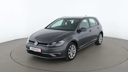 Gebraucht VW Golf VII Comfortline 116 PS (85 kW) 2018 Grau Limousine
