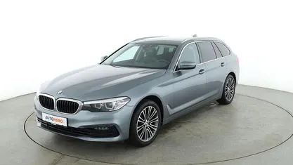 Grau Gebraucht 2019 BMW 520 Sport Line Kombi | 25.920 € (Fairer Preis)
