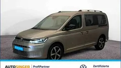 Mojave beige metallic Gebraucht 2024 VW Caddy Maxi Style Van / Kleinbus | 39.940 € (Fairer Preis)