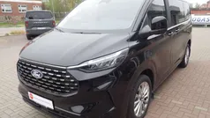 Obsidianschwarz metallic Neu 2025 Ford Tourneo Custom Titanium Van / Kleinbus | 49.894 € (Fairer Preis)
