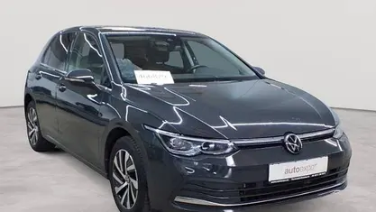 Gebraucht VW Golf VIII Style 150 PS (110 kW) 2022 Limousine