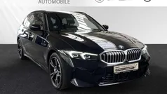 Saphirschwarz metallic Gebraucht 2024 BMW 330 Efficient Dynamics Kombi | 38.990 € (Superpreis)