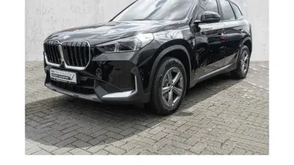 Gebraucht BMW X1 Shadowline 136 PS (100 kW) 2023 Schwarz SUV