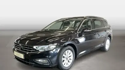 Gebraucht VW Passat Business 150 PS (110 kW) 2024 Deep black perleffekt Kombi