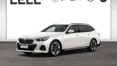 Weiß Gebraucht 2024 BMW 520 M Sport Kombi | 53.850 € (Superpreis)