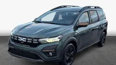 Gebraucht 2025 Dacia Jogger Extreme Van / Kleinbus | 22.890 € (Fairer Preis)