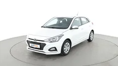 Weiß Gebraucht 2018 Hyundai i20 Select Limousine | 11.980 € (Fairer Preis)