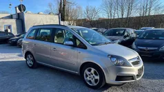 Silber Gebraucht 2007 Opel Zafira Edition Van / Kleinbus | 2.999 € (Fairer Preis)