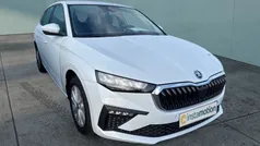 Weiß Gebraucht 2024 Skoda Scala Selection Kleinwagen | 23.360 € (Fairer Preis)