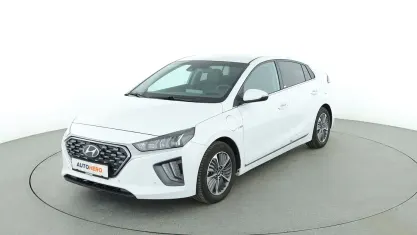 Gebraucht Hyundai Ioniq Premium 141 PS (103 kW) 2021 Weiß Kleinwagen