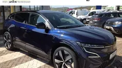 Blau (nachtblau metallic, black pearlschwarz) Gebraucht 2024 Renault Mégane Techno Limousine | 33.690 € (Superpreis)