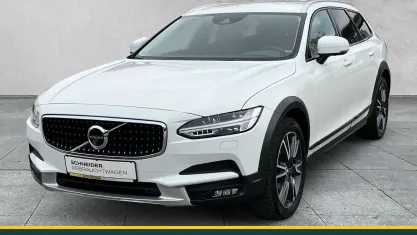 Gebraucht Volvo V90 CC Pro 250 PS (183 kW) 2019 Weiß Kombi