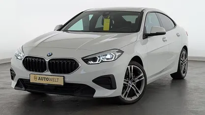 Gebraucht BMW 220 Advantage 190 PS (139 kW) 2021 Alpinweiss iii Coupé