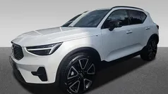 Weiß Gebraucht 2024 Volvo XC40 Ultra SUV | 39.998 € (Fairer Preis)