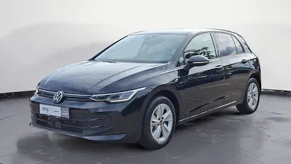 Gebraucht 2024 VW Golf Life Limousine | 23.660 € (Fairer Preis)