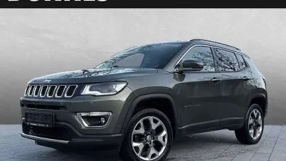 Gebraucht Jeep Compass Limited 140 PS (102 kW) 2019 Grün (olive green metallic) SUV