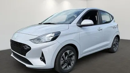 Gebraucht Hyundai i10 Trend 63 PS (46 kW) 2025 Kleinwagen