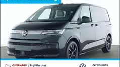 Deep black perleffekt Gebraucht 2024 VW T7 Style Van | 55.980 € (Fairer Preis)