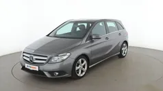 Grau Gebraucht 2014 Mercedes B180 Van / Kleinbus | 11.700 € (Fairer Preis)