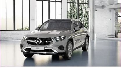 Gebraucht Mercedes GLC300 Avantgarde 269 PS (197 kW) 2024 Weiß