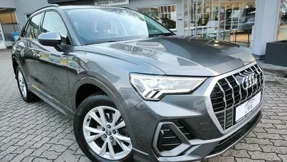 Grau Gebraucht 2019 Audi Q3 S-Line SUV | 27.950 € (Fairer Preis)