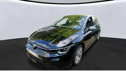Gebraucht VW Golf VIII R-line 150 PS (110 kW) 2024 Schwarz Limousine
