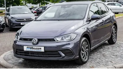 Gebraucht VW Polo Life 95 PS (69 kW) 2026 Grau Kleinwagen