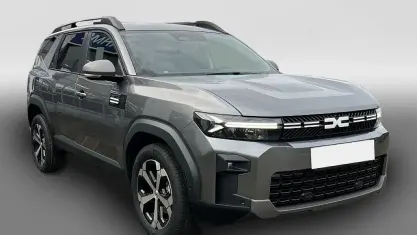 Neu Dacia Bigster Journey 140 PS (102 kW) 2025 Grau SUV