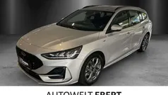 Polarsilber Gebraucht 2024 Ford Focus ST-Line Kombi | 28.990 € (Fairer Preis)