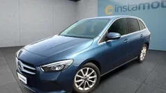 Blau Gebraucht 2019 Mercedes B200 Van / Kleinbus | 22.799 € (Fairer Preis)