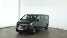 Grau Gebraucht 2024 Renault Trafic Evolution Van | 36.990 € (Fairer Preis)