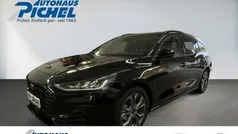 Schwarz Gebraucht 2024 Ford Focus ST-Line Kombi | 27.100 € (Fairer Preis)