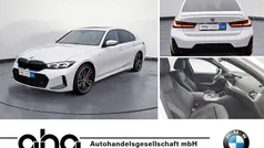 Weiß Gebraucht 2024 BMW 330 M Sport Limousine | 48.820 € (Fairer Preis)