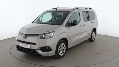 Gebraucht Toyota Proace Verso City 131 PS (96 kW) 2022 Grau Kombi