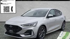 Gebraucht 2025 Ford Focus ST-Line Limousine | 32.790 € (Fairer Preis)