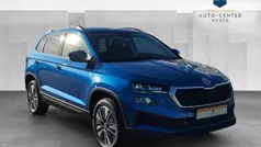 Raceblau (metallic) Gebraucht 2024 Skoda Karoq Selection SUV | 30.880 € (Guter Preis)
