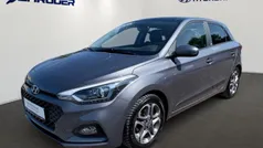Grau Gebraucht 2020 Hyundai i20 Style Limousine | 13.900 € (Fairer Preis)