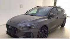 Grau Gebraucht 2024 Ford Focus ST Kombi | 37.776 € (Fairer Preis)