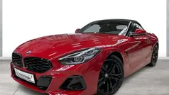 Rot Gebraucht 2024 BMW Z4 Shadowline Cabrio | 43.790 € (Fairer Preis)